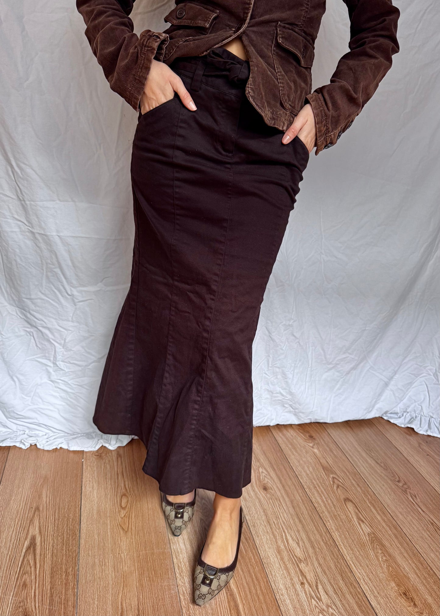 close up maxi midi skirt gucci kitten heels