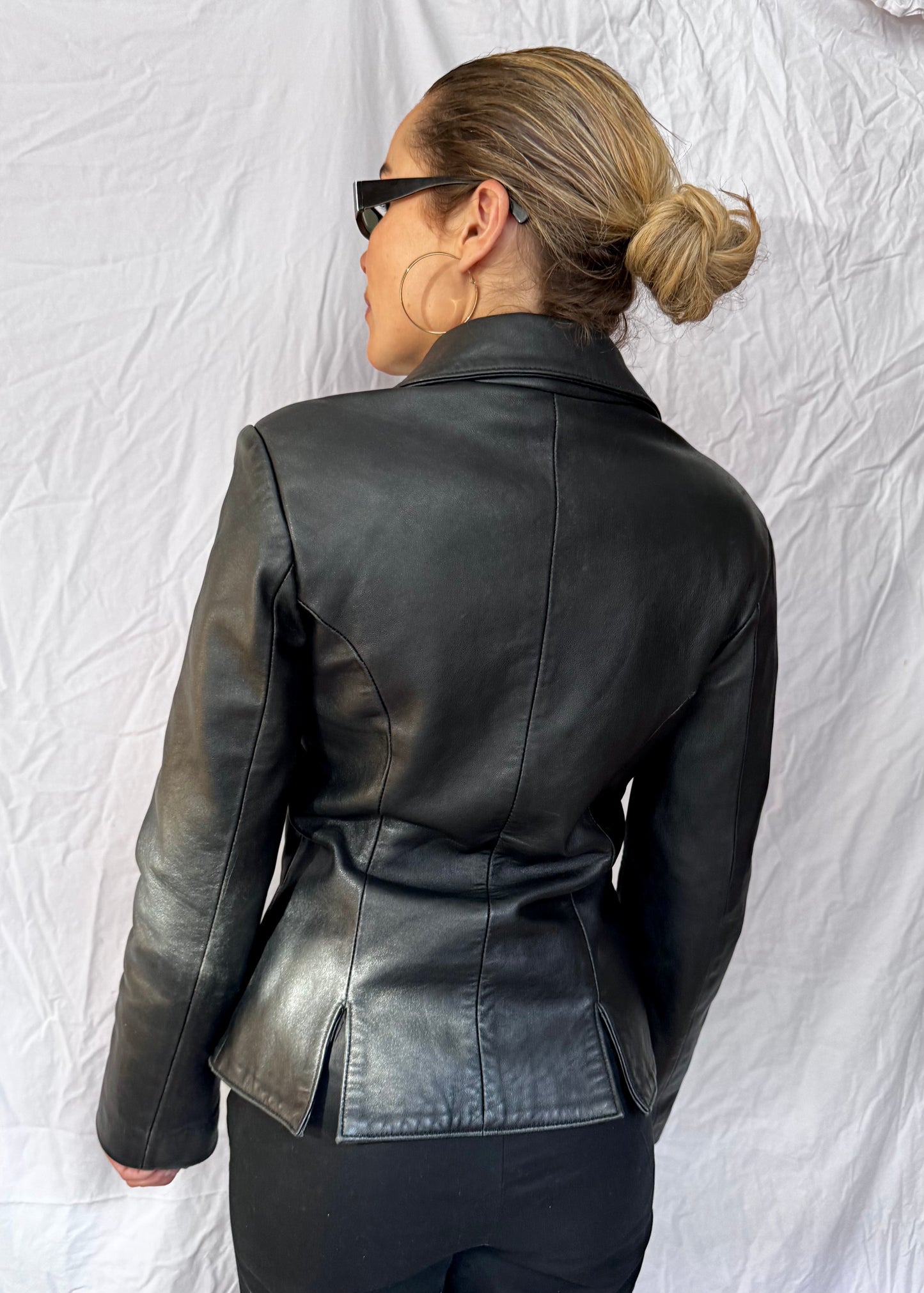 fitted black vintage blazer tailored jacket back view